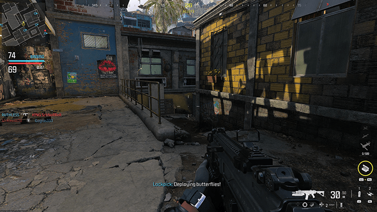 A screenshot playing CoD MW3 on Favela in the Late Game